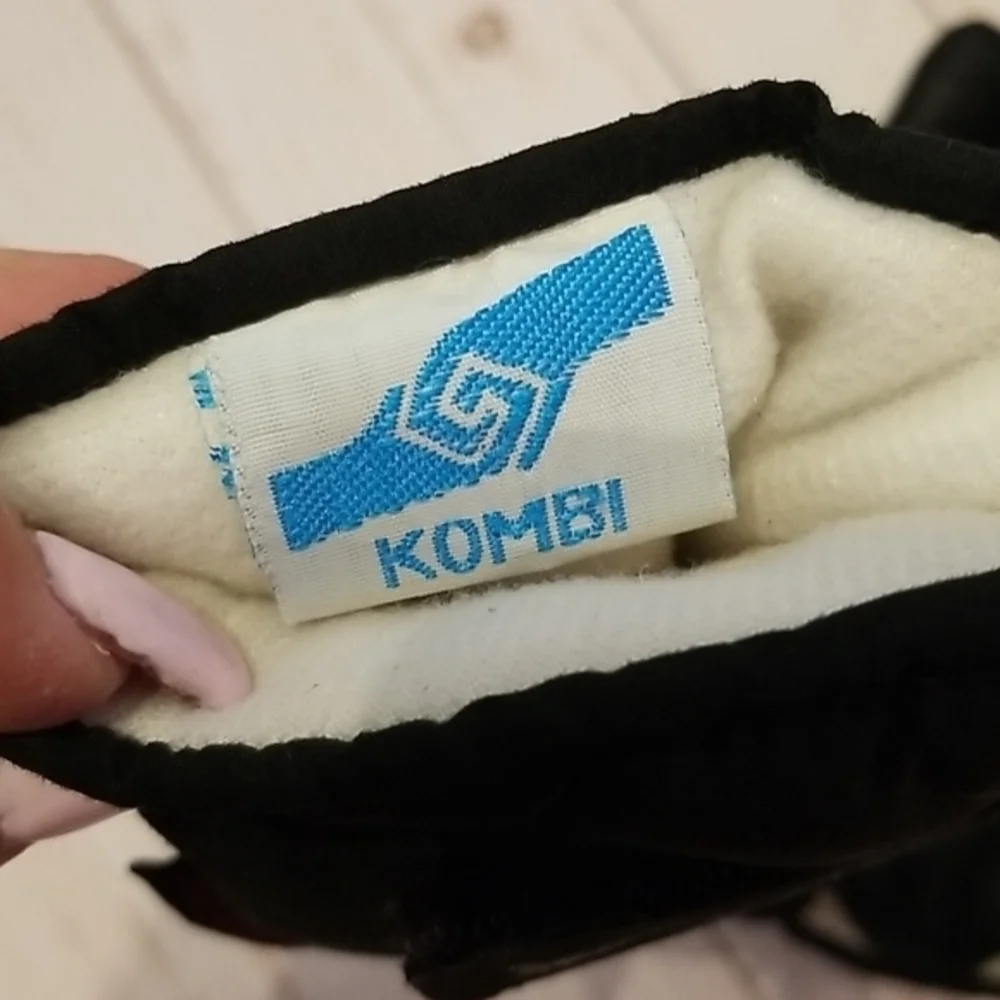 Kombi‎ hot paws gloves jr lg